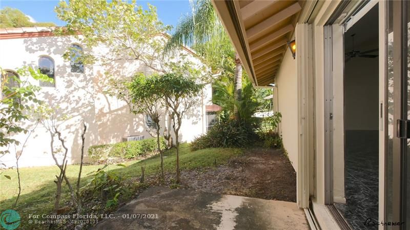 3440 Spring Bluff Place, Unit 31 Lauderhill, FL 33319 - Photo 19 of 32