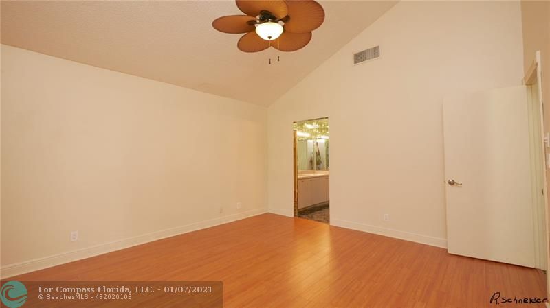 3440 Spring Bluff Place, Unit 31 Lauderhill, FL 33319 - Photo 7 of 32