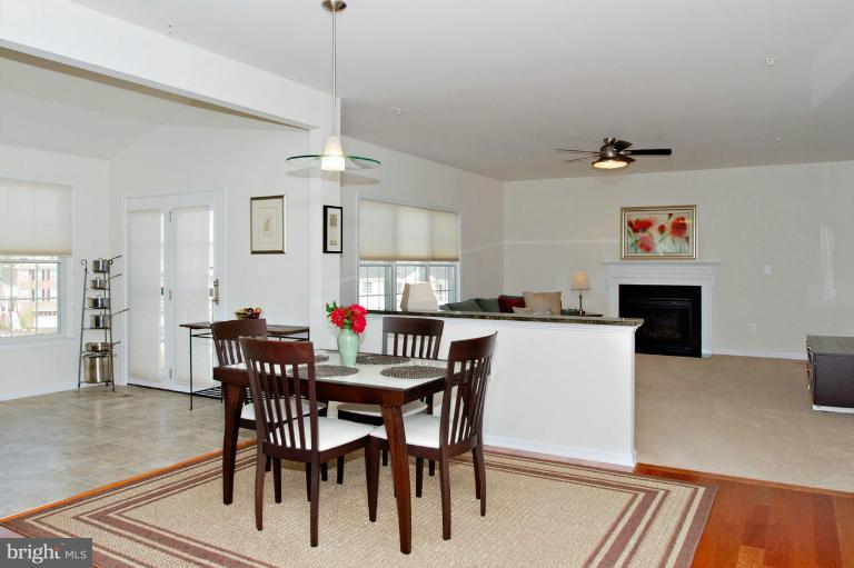 4029 Bridle Ridge Road Upper Marlboro, MD 20772 - Photo 4 of 30 Breakfast Room