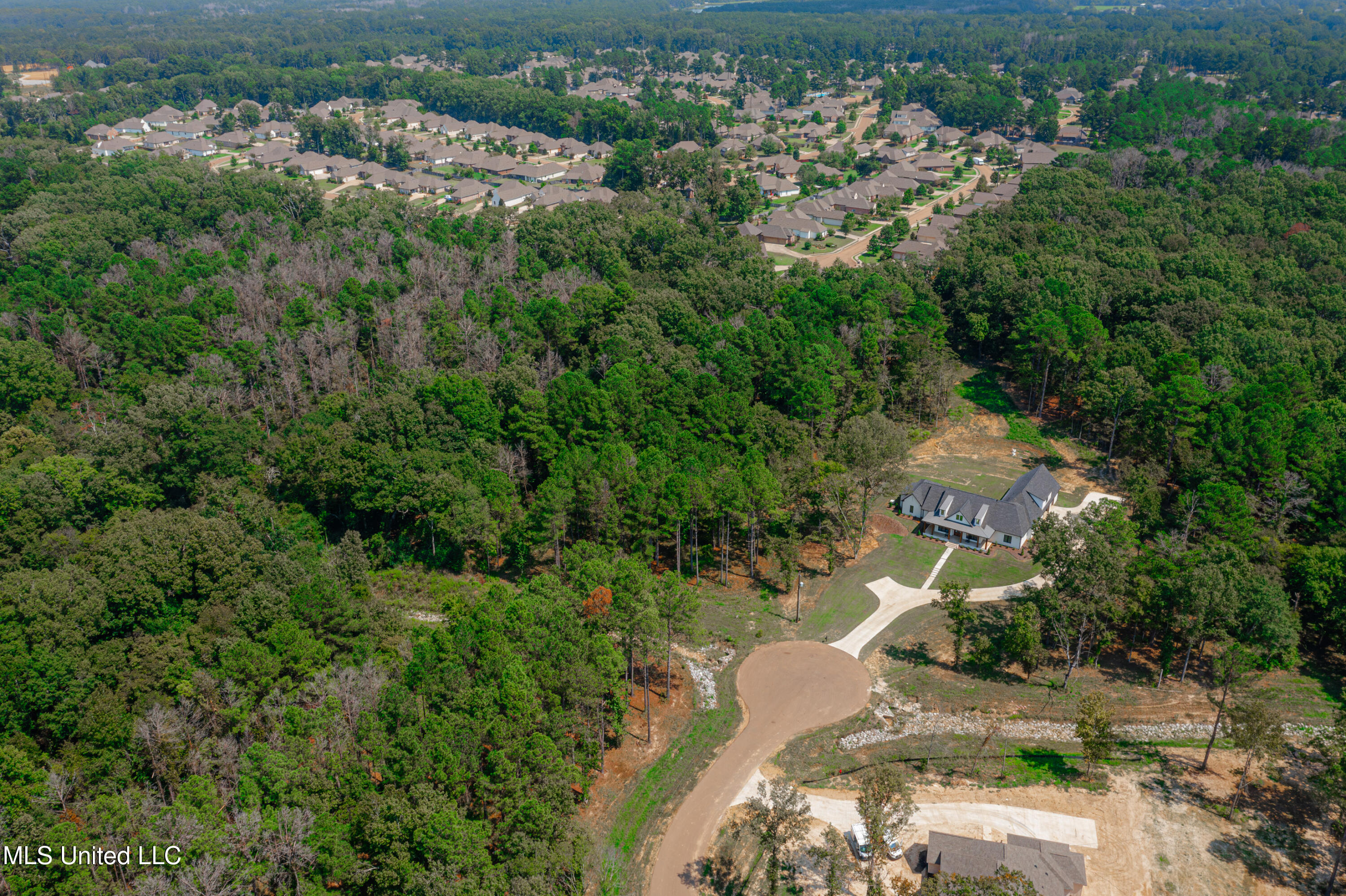 175 Hunter's Cove Madison, MS 39110 - Photo 6 of 10 DJI_0883
