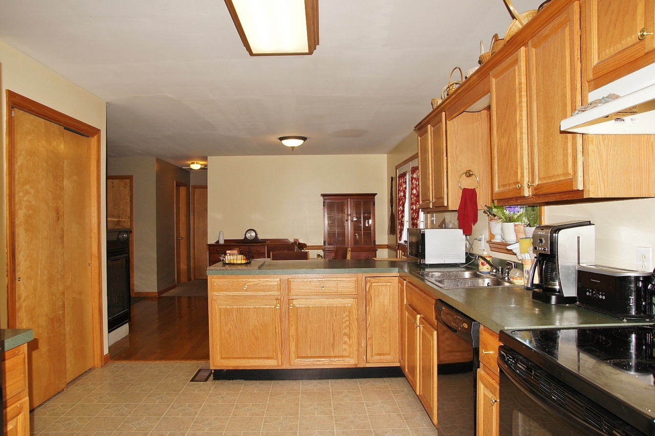 Kitchen 2