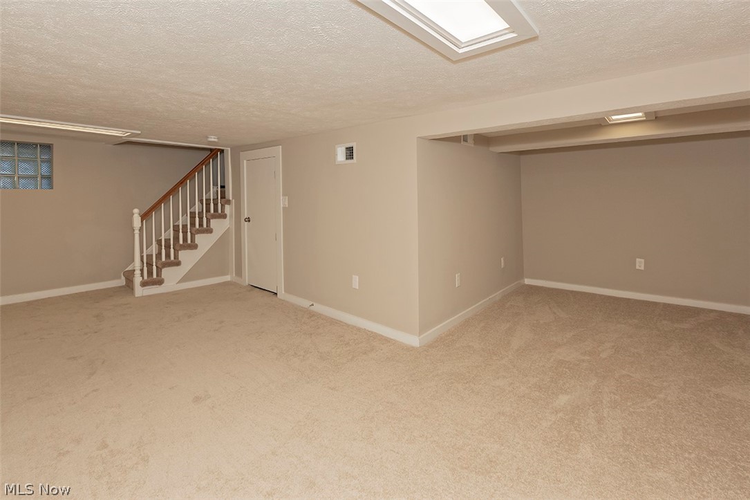 1360 Dill Road Cleveland, OH 44121 - Photo 31 of 31