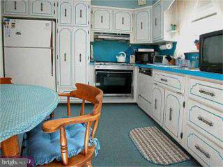 1029 Tomlinson Road Southampton, PA 18966 - Photo 3 of 6 Gallery Image 3
