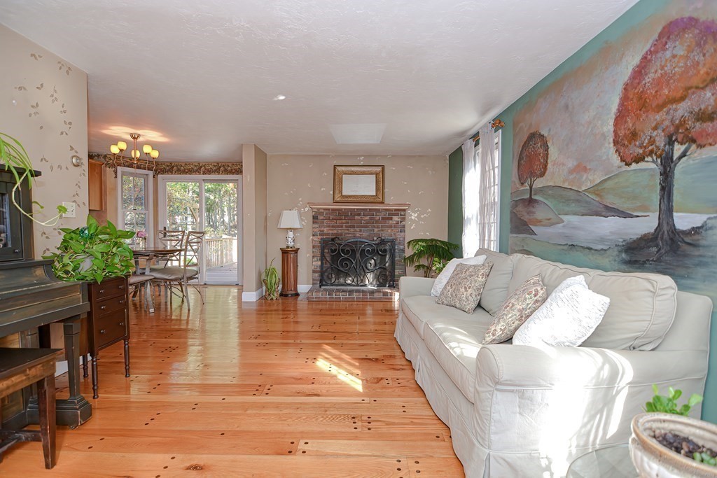 57 Elyse Road Mansfield, MA 02048 - Photo 13 of 29 Gallery Image 13
