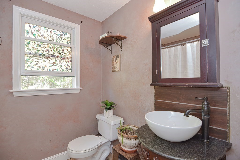57 Elyse Road Mansfield, MA 02048 - Photo 15 of 29 Gallery Image 15