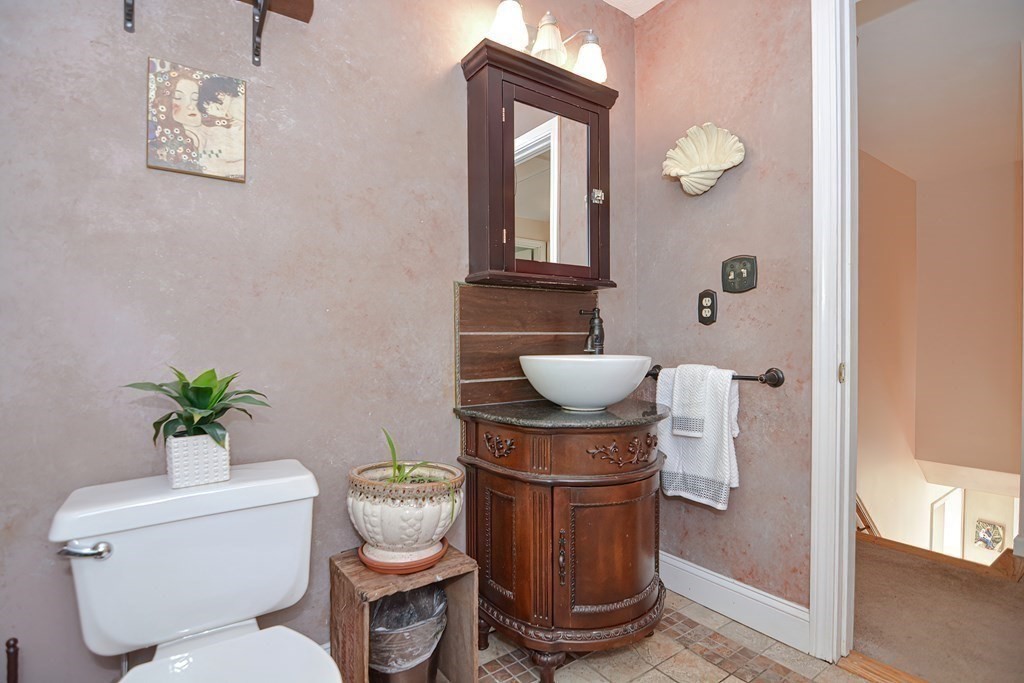 57 Elyse Road Mansfield, MA 02048 - Photo 16 of 29 Gallery Image 16