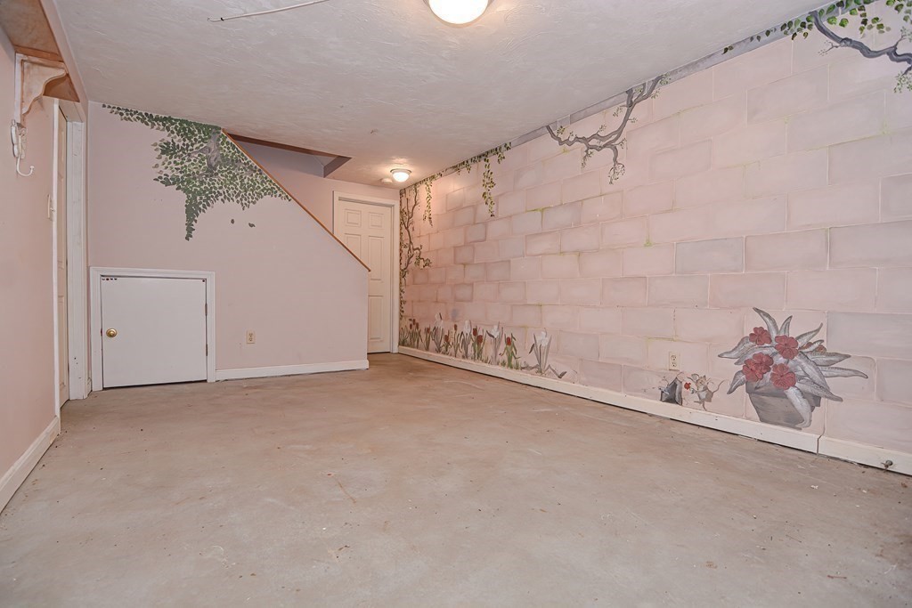 57 Elyse Road Mansfield, MA 02048 - Photo 23 of 29 Gallery Image 23