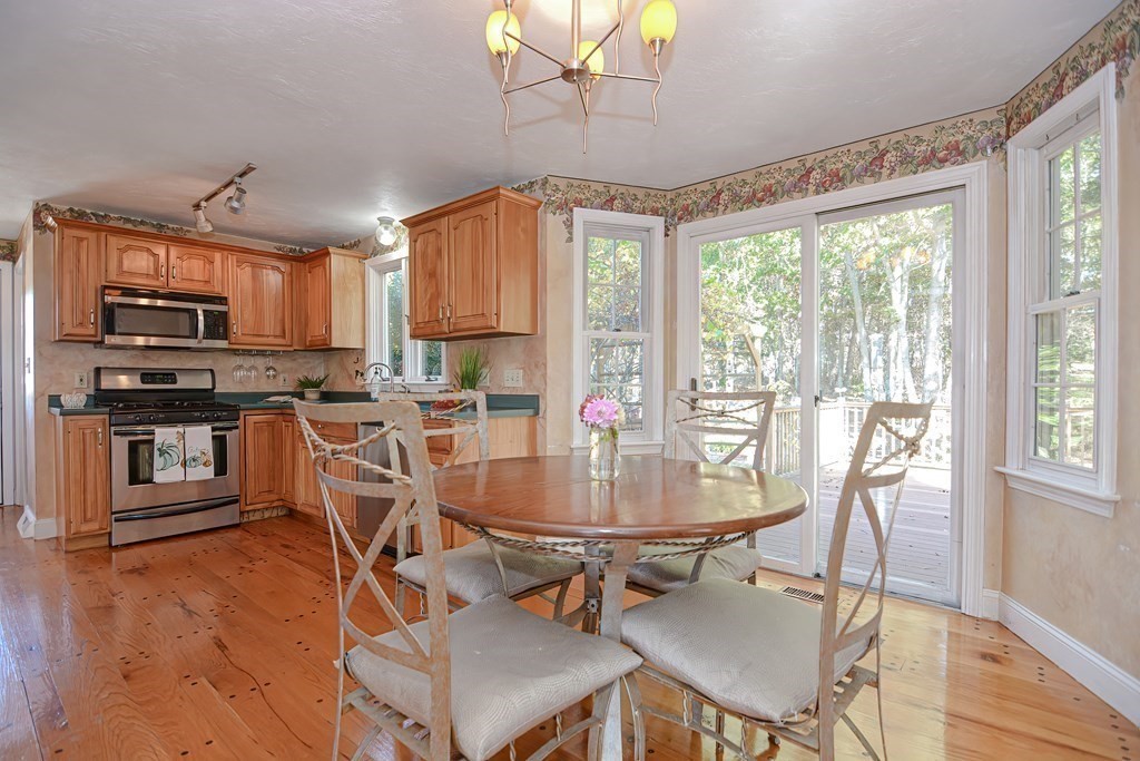 57 Elyse Road Mansfield, MA 02048 - Photo 7 of 29 Gallery Image 7