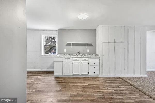 $455,000 | 201 North Greenway Avenue, Boyce, VA 22620