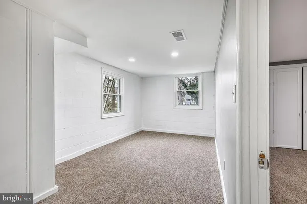 $455,000 | 201 North Greenway Avenue, Boyce, VA 22620