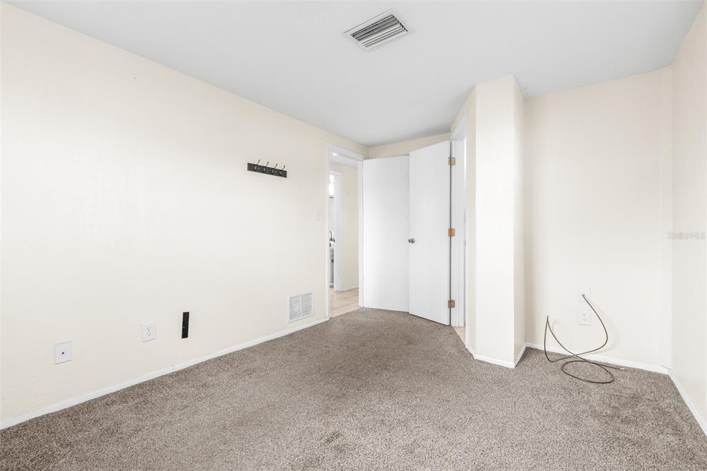 655 Carmel Road Venice, FL 34293 - Photo 16 of 37 Gallery Image 16