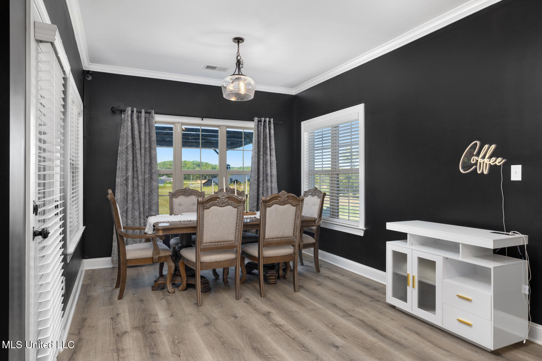 2008 Slocum Road Hernando, MS 38632 - Photo 18 of 49 Breakfast Room