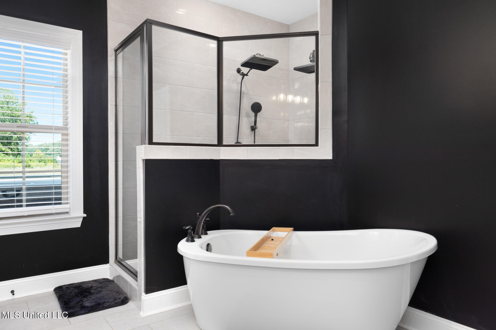 2008 Slocum Road Hernando, MS 38632 - Photo 23 of 49 Soaking Tub