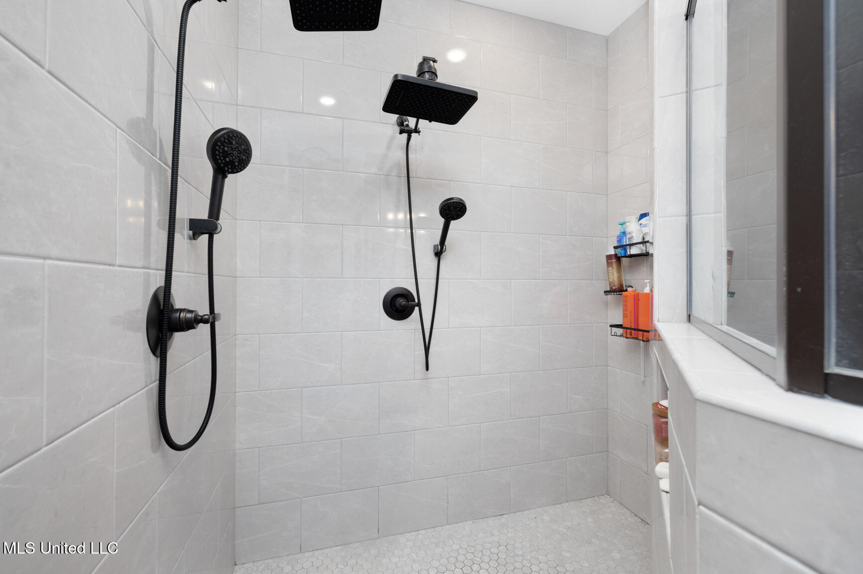 2008 Slocum Road Hernando, MS 38632 - Photo 24 of 49 Primary Shower