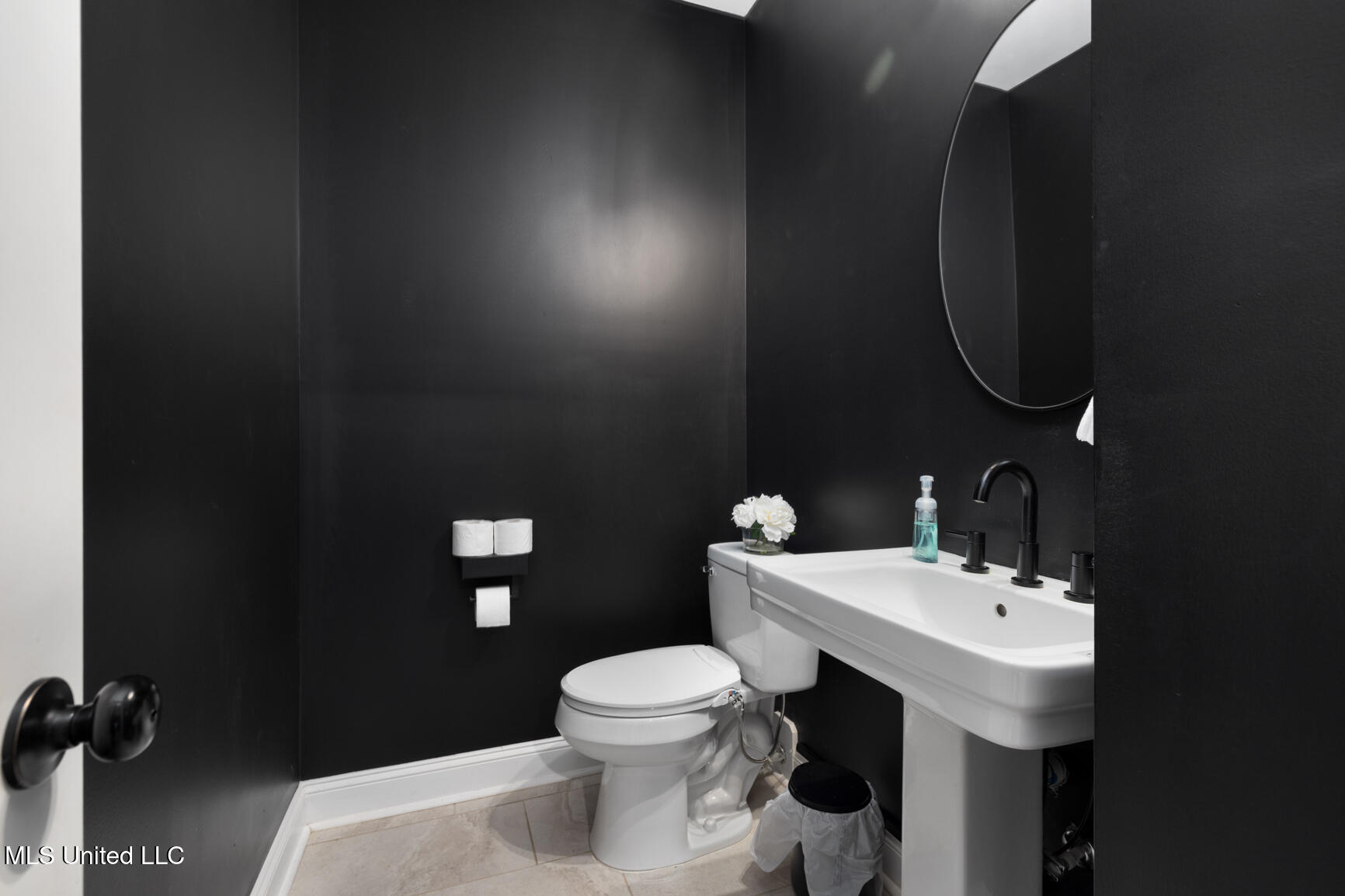 2008 Slocum Road Hernando, MS 38632 - Photo 25 of 49 Powder Room