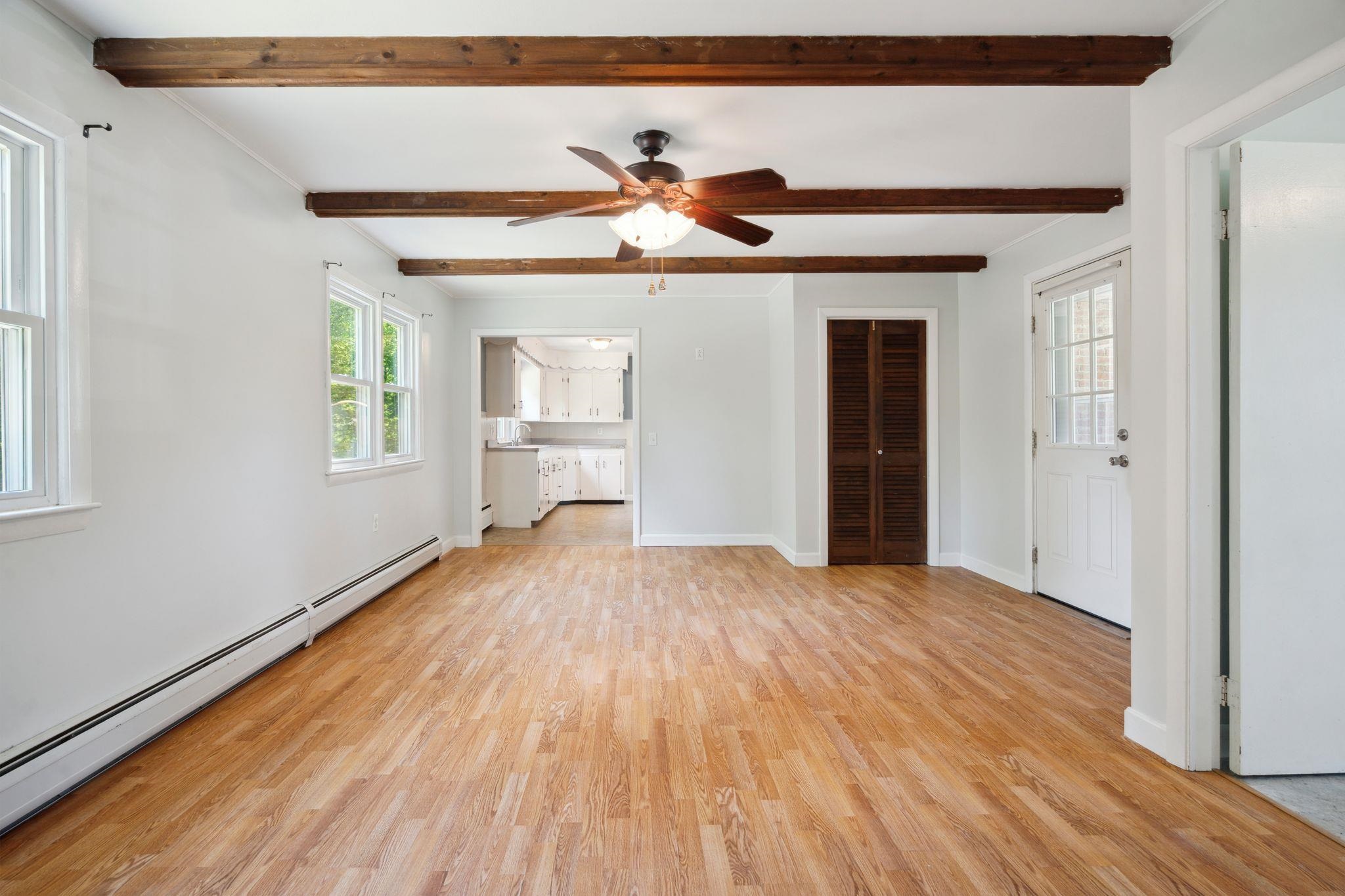 513-515 Mast Road Goffstown, NH 03045 - Photo 11 of 43