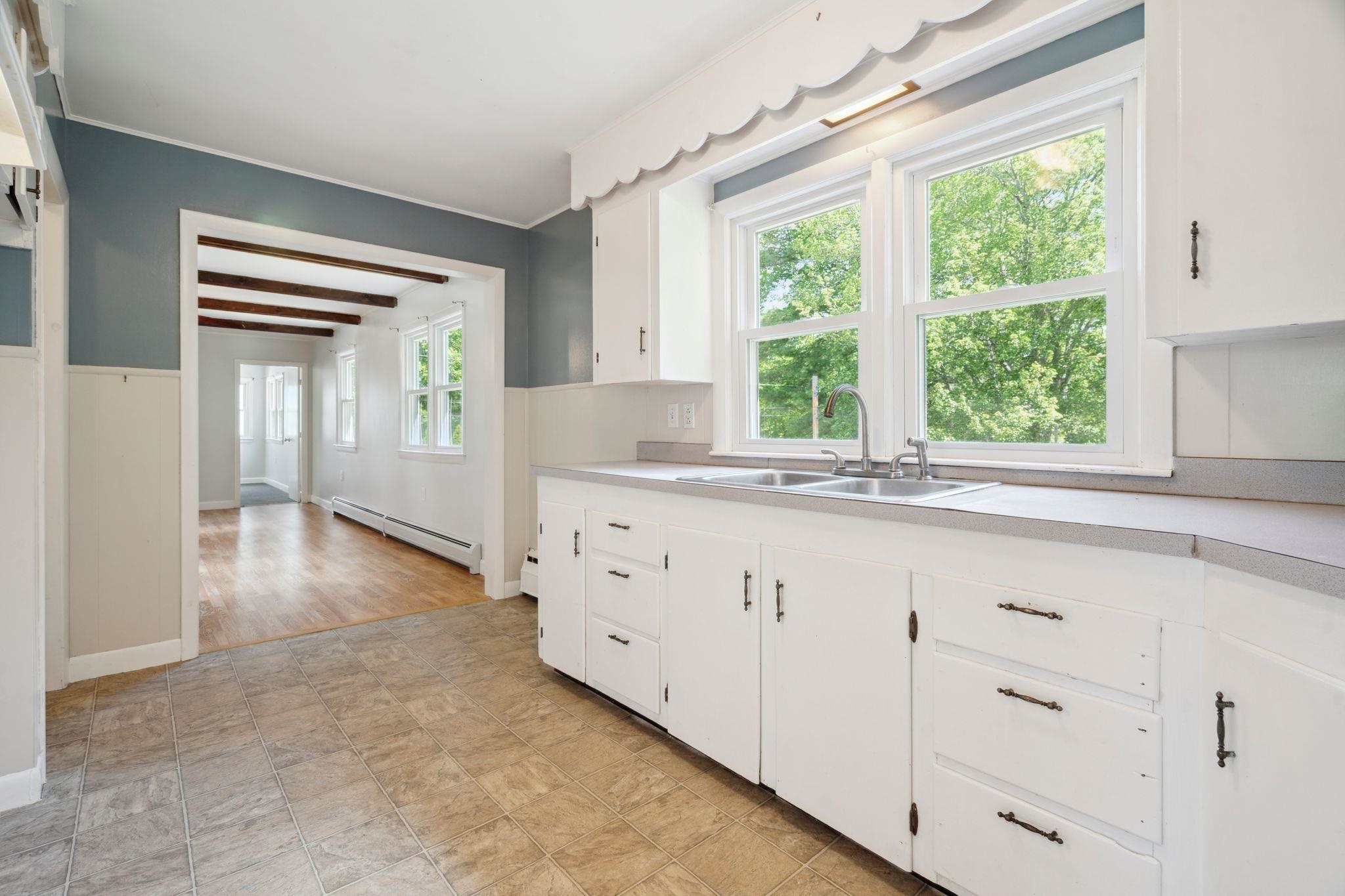 513-515 Mast Road Goffstown, NH 03045 - Photo 13 of 43