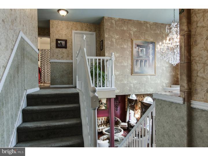 2 Farmhouse Lane Maple Shade, NJ 08052 - Photo 19 of 24 Hallway