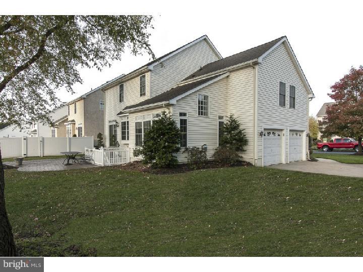 2 Farmhouse Lane Maple Shade, NJ 08052 - Photo 22 of 24 Exterior Back