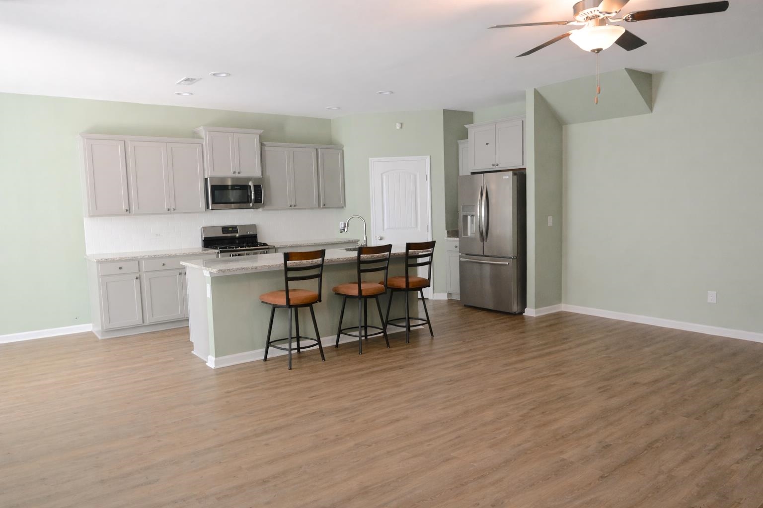 2604 Seaport Circle Georgetown, SC 29440 - Photo 5 of 26