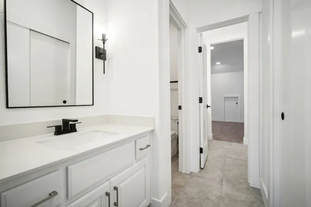 $775,000 | 7409 Turnback Ledge Trail, Lago Vista, TX 78645