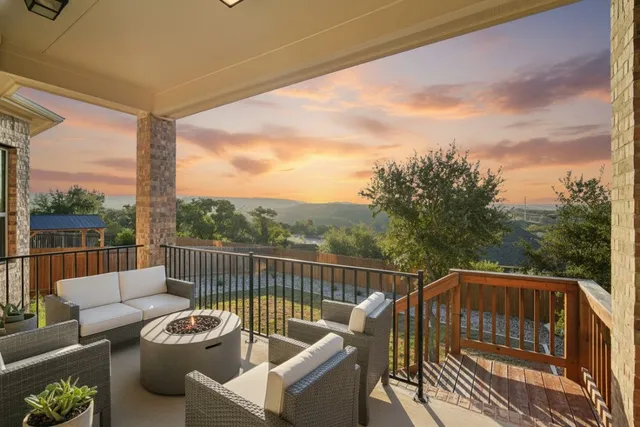 $775,000 | 7409 Turnback Ledge Trail, Lago Vista, TX 78645