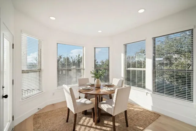 $775,000 | 7409 Turnback Ledge Trail, Lago Vista, TX 78645