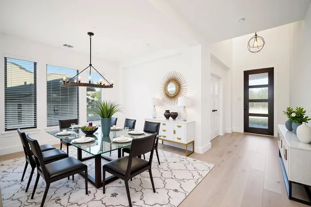 $775,000 | 7409 Turnback Ledge Trail, Lago Vista, TX 78645