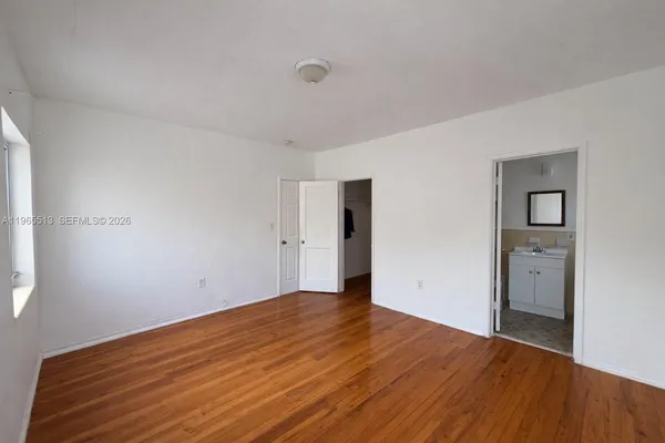 $2,175 | 945 Bay Drive, Unit 1, Miami Beach, FL 33141