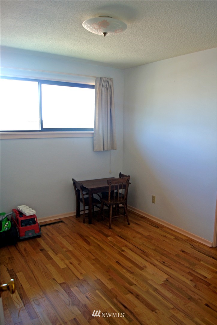 5024 Rucker Avenue Everett, WA 98203 - Photo 12 of 19 Gallery Image 12