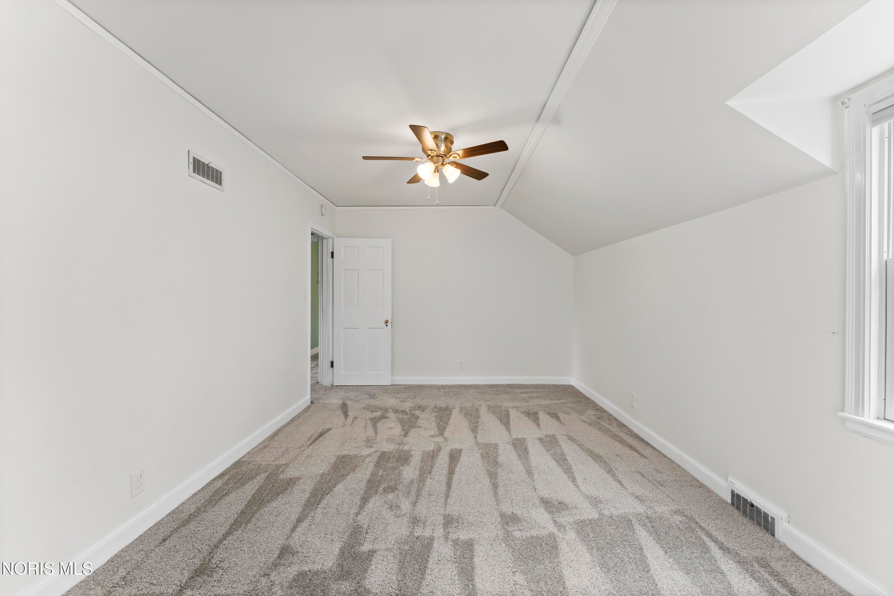 2650 Secor Road Toledo, OH 43606 - Photo 32 of 45 27-Bedroom-B