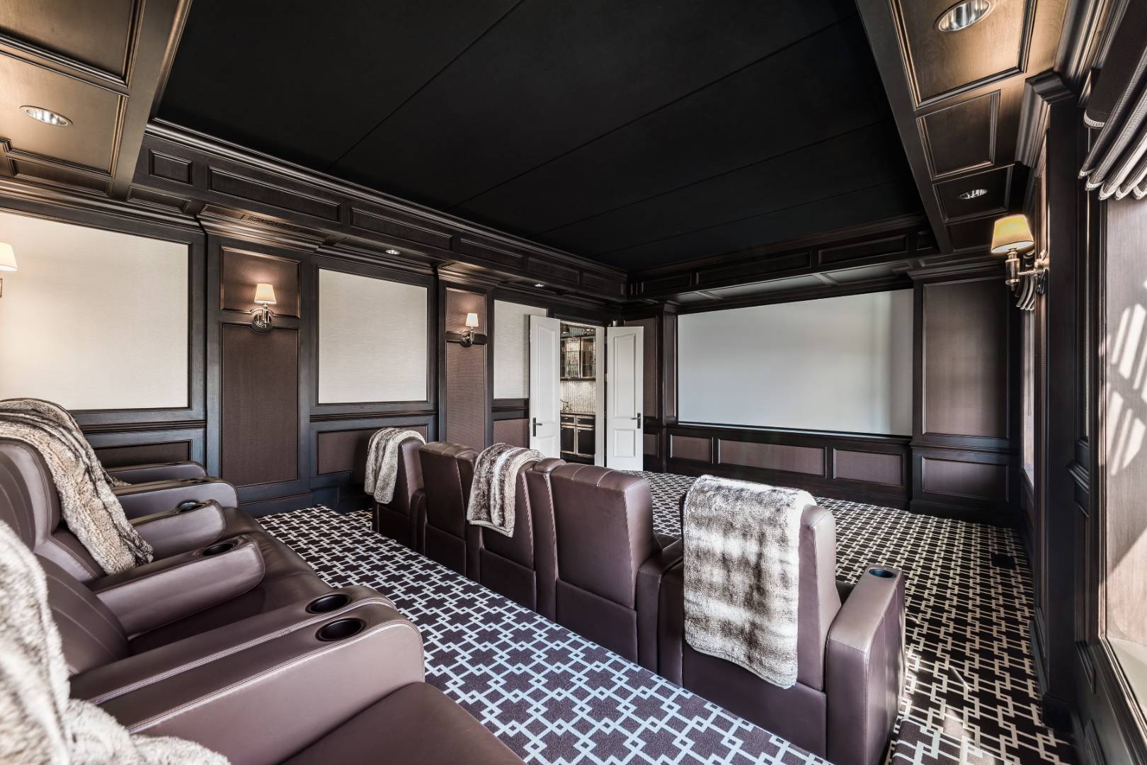 612 Halsey Lane Bridgehampton, NY 11932 - Photo 16 of 31