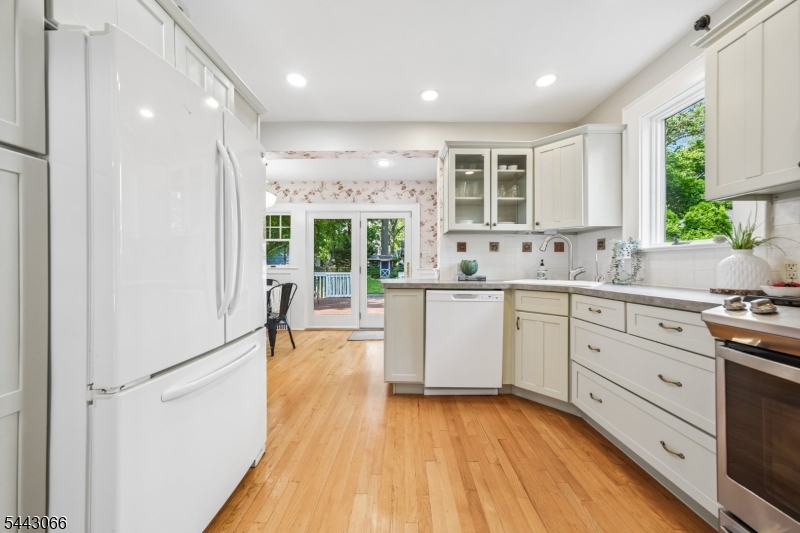 65 Tuscan Road Maplewood, NJ 07040 - Photo 19 of 48