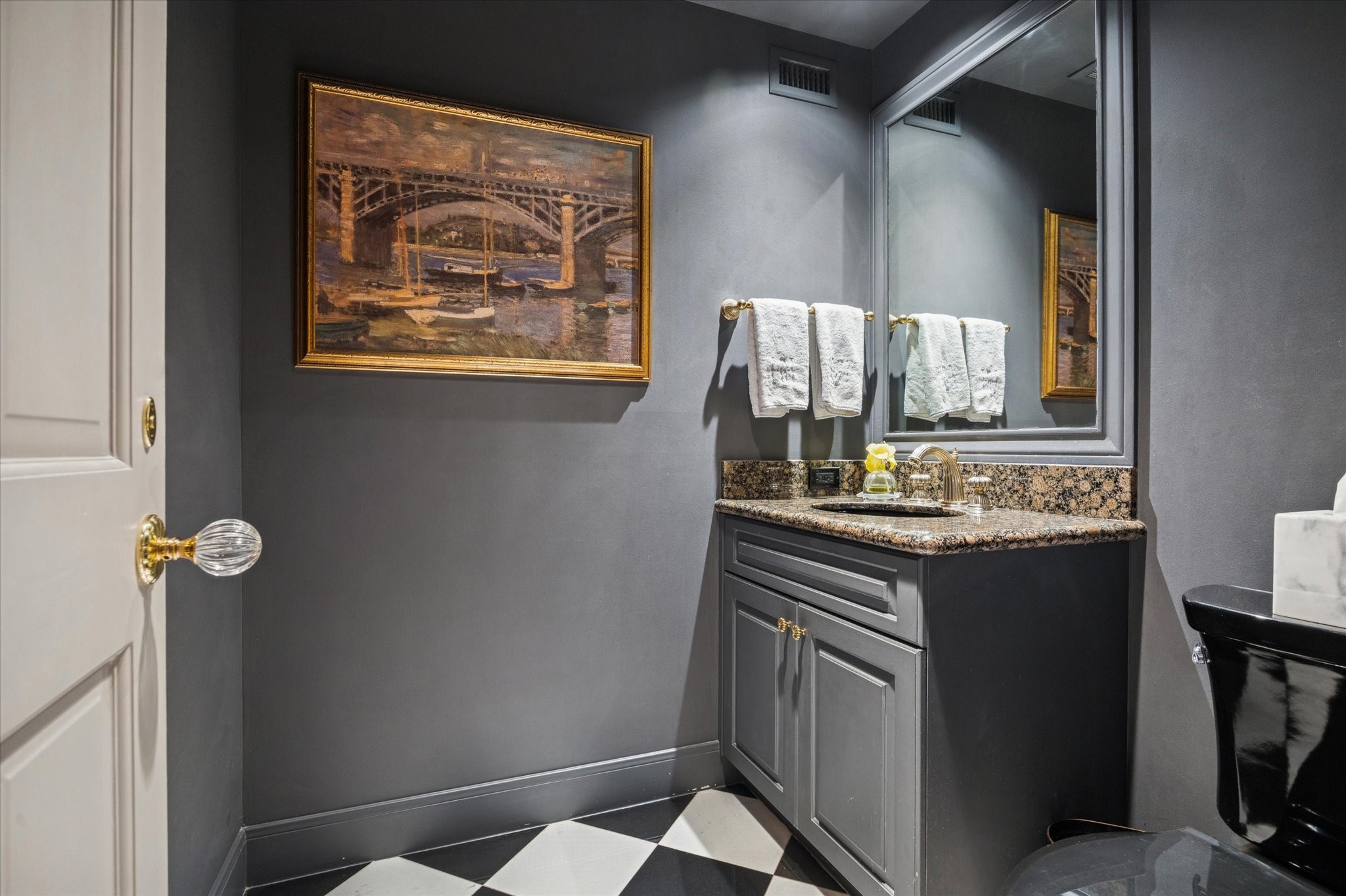 20 Sunset Boulevard Houston, TX 77005 - Photo 23 of 50 Powder Bath