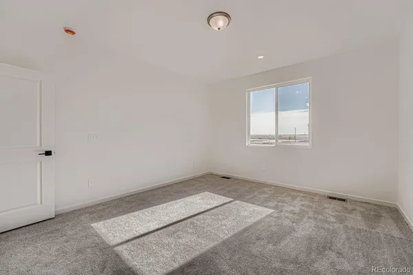 $439,990 | 55015 East 28th Place, Strasburg, CO 80136