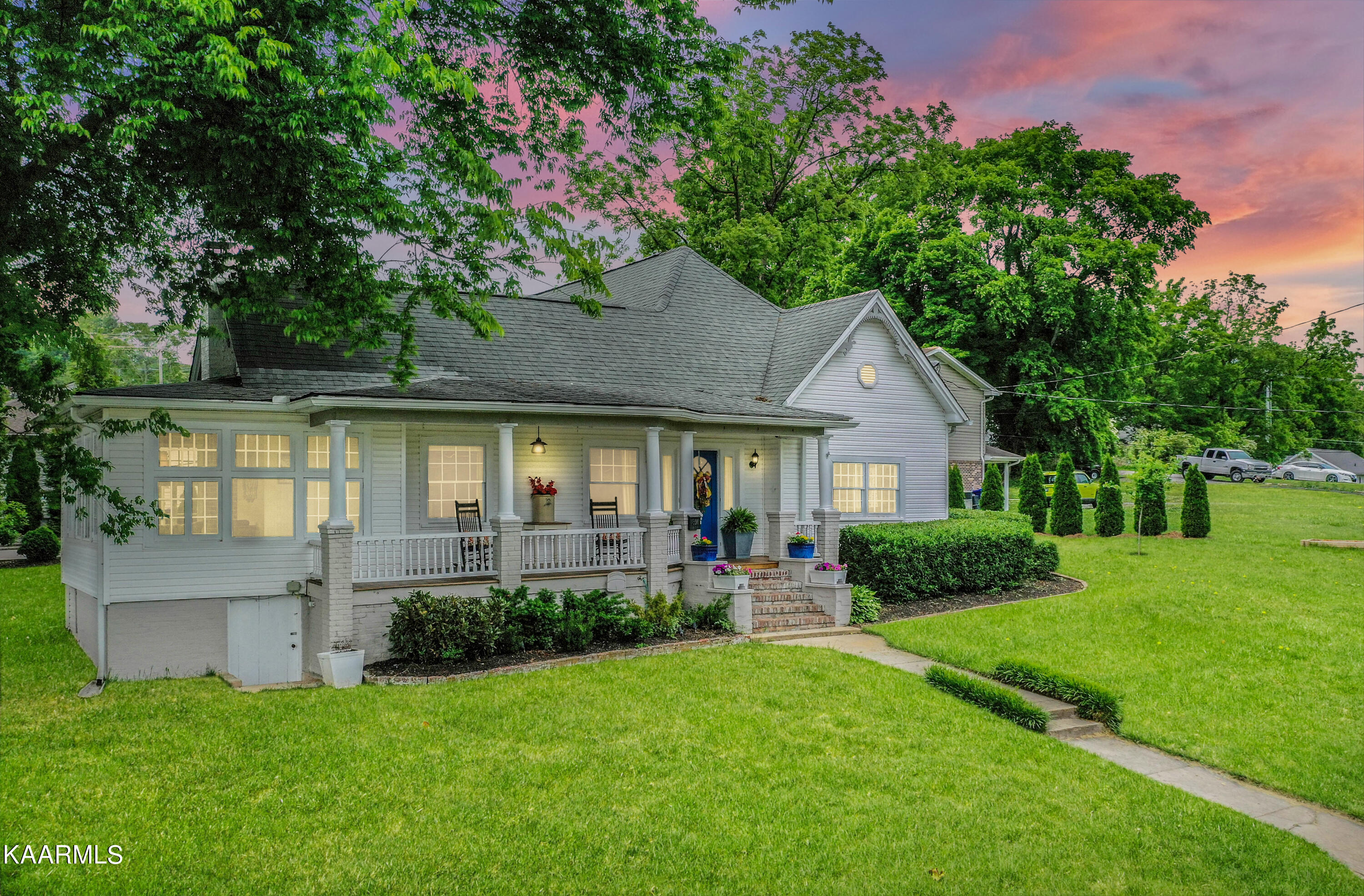 300 North Hicks Street Clinton, TN 37716 - Photo 1 of 28 DJI_0318-2