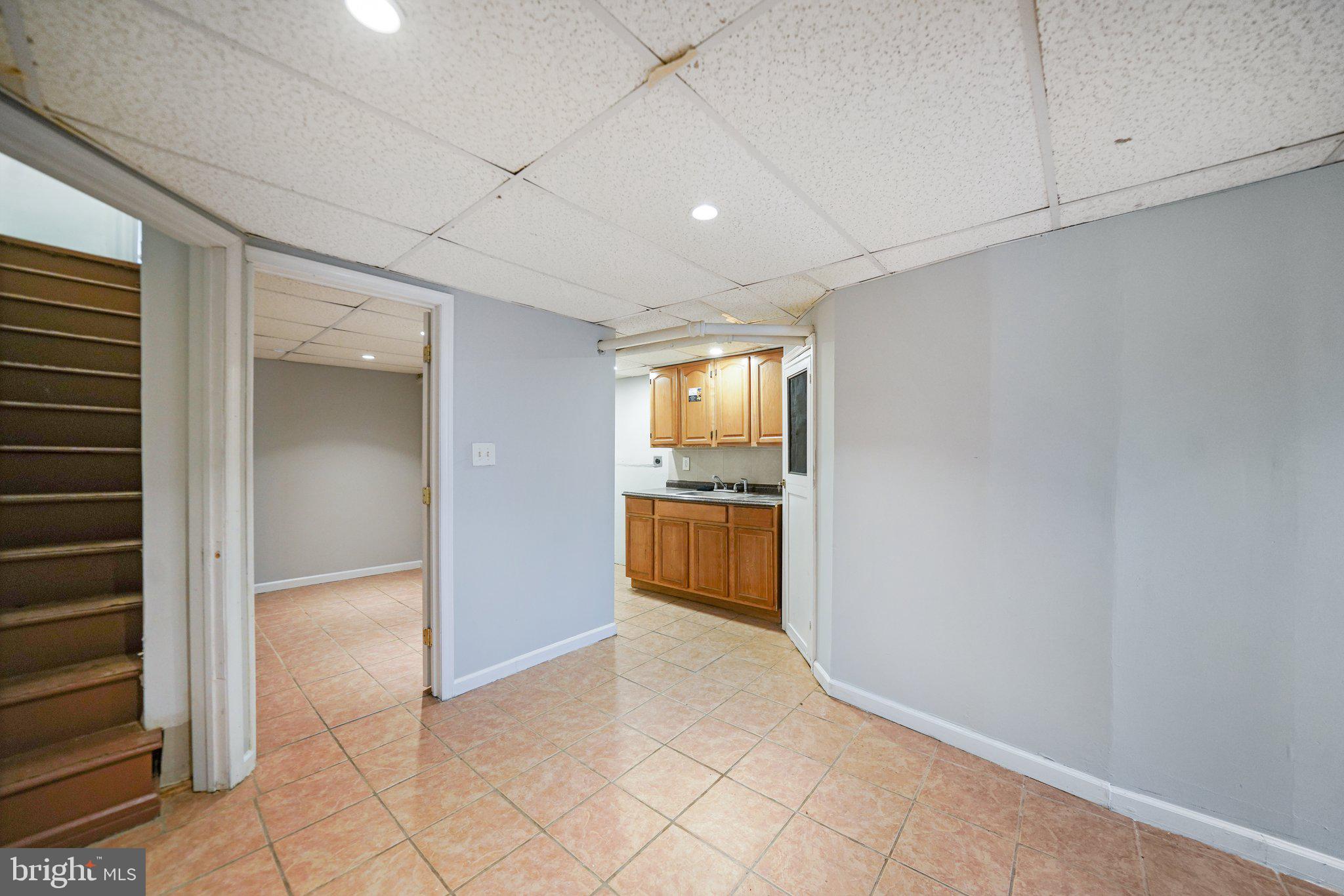 234 Huntley Road Upper Darby, PA 19082 - Photo 11 of 24