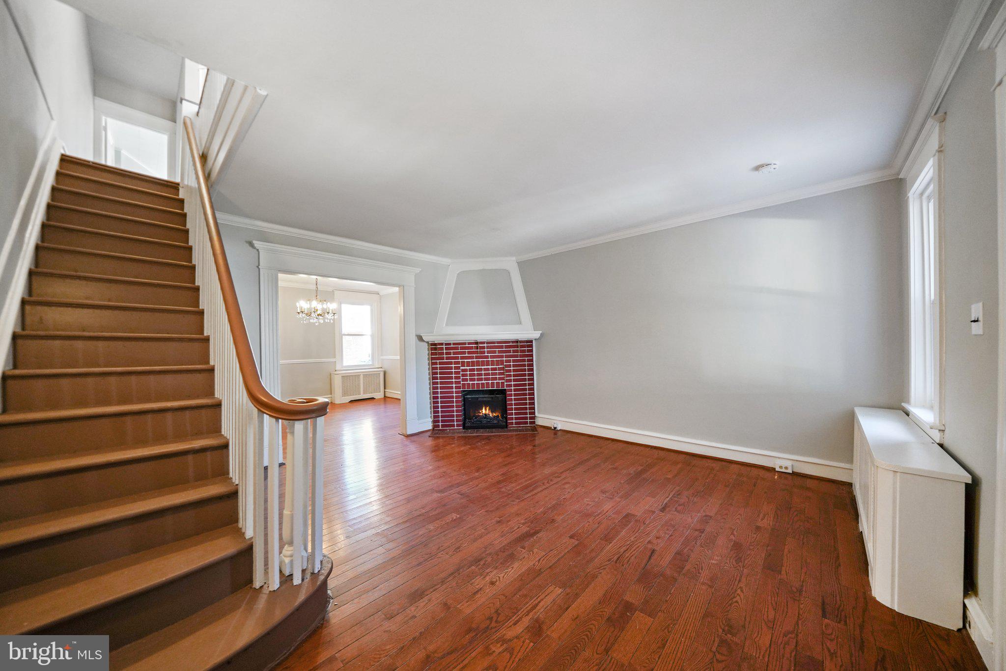 234 Huntley Road Upper Darby, PA 19082 - Photo 3 of 24
