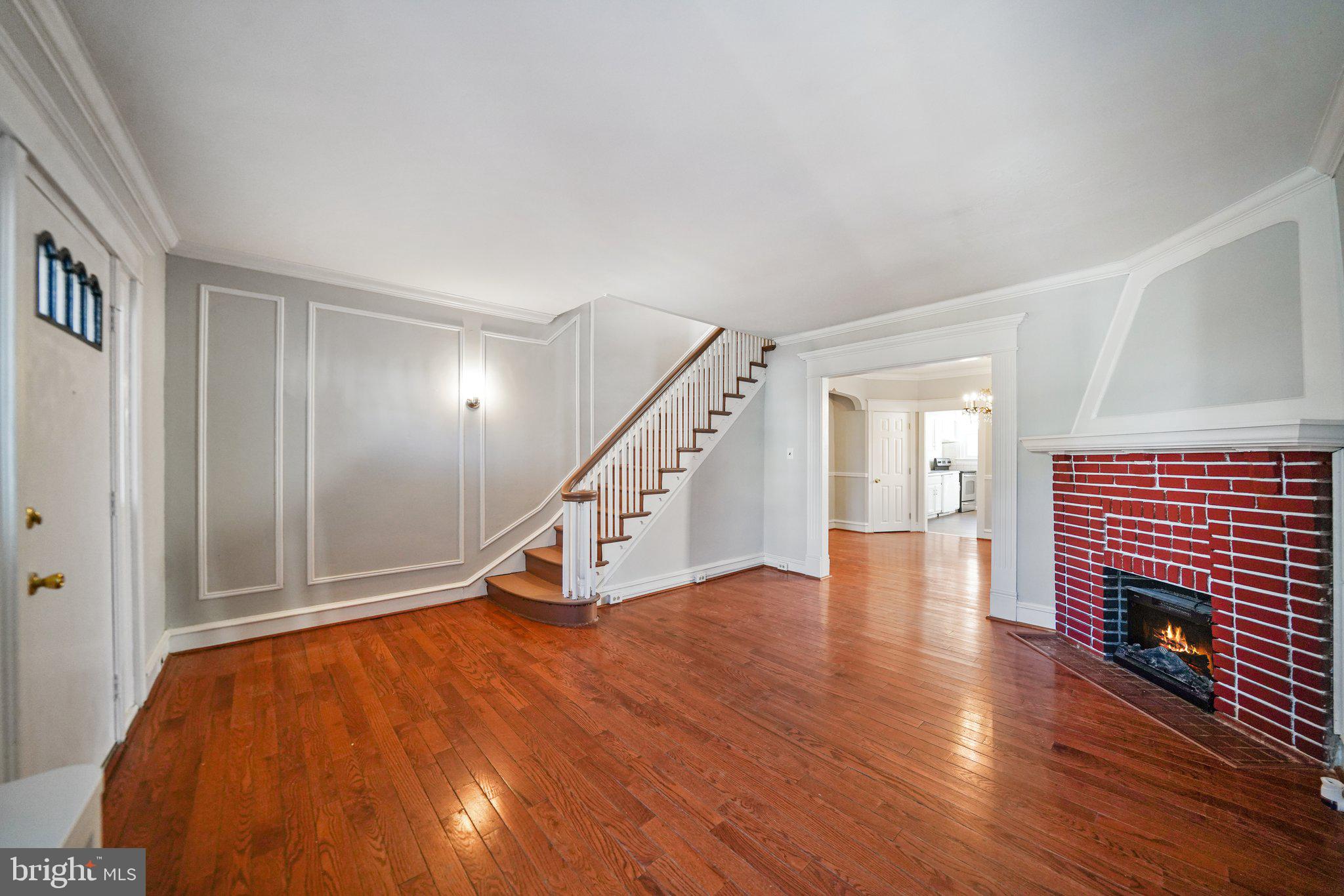 234 Huntley Road Upper Darby, PA 19082 - Photo 4 of 24