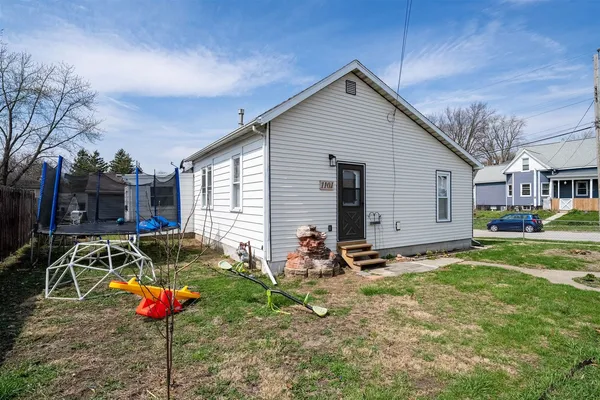 $175,000 | 1101 Bunn Street, Bloomington, IL 61701