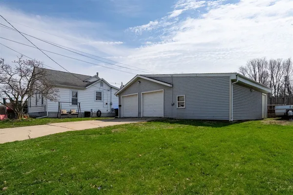 $175,000 | 1101 Bunn Street, Bloomington, IL 61701