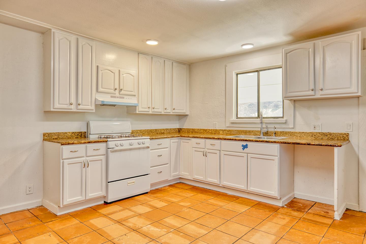 138 San Miguel Canyon Road Watsonville, CA 95076 - Photo 13 of 61