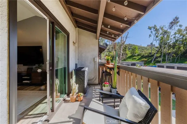 $569,000 | 20702 El Toro Lake, Unit 290, Lake Forest, CA 92630