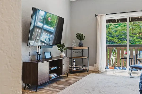 $569,000 | 20702 El Toro Lake, Unit 290, Lake Forest, CA 92630