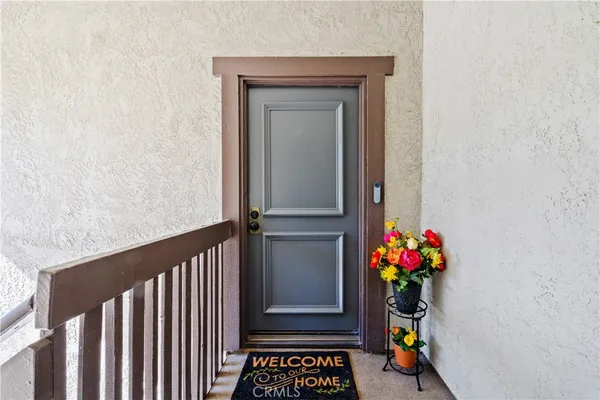 $569,000 | 20702 El Toro Lake, Unit 290, Lake Forest, CA 92630