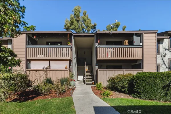 $569,000 | 20702 El Toro Lake, Unit 290, Lake Forest, CA 92630