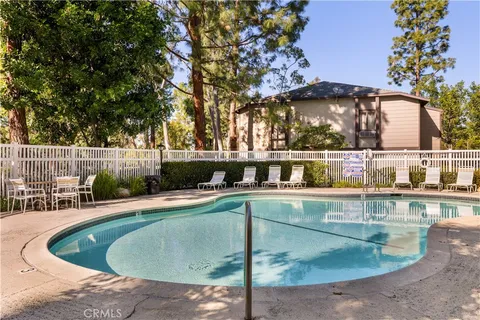 $569,000 | 20702 El Toro Lake, Unit 290, Lake Forest, CA 92630
