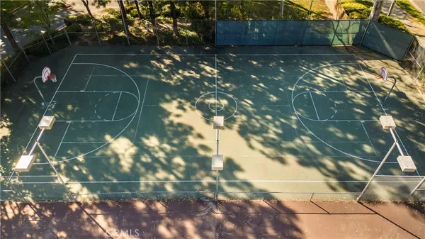 $569,000 | 20702 El Toro Lake, Unit 290, Lake Forest, CA 92630