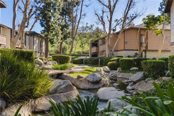 $569,000 | 20702 El Toro Lake, Unit 290, Lake Forest, CA 92630