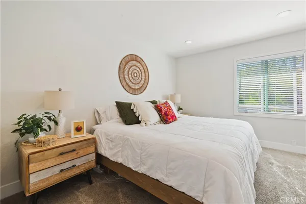 $569,000 | 20702 El Toro Lake, Unit 290, Lake Forest, CA 92630